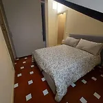 Sotto La Mole *